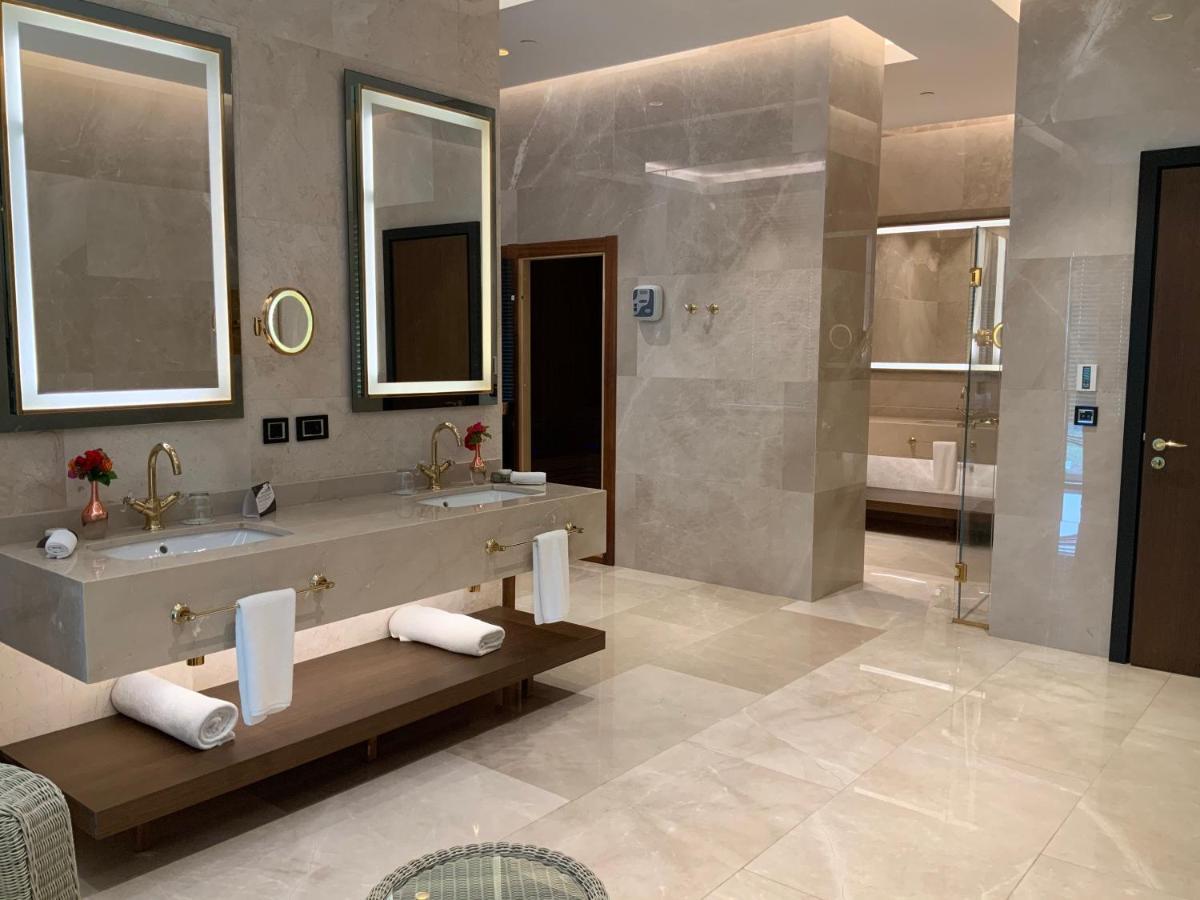 ברזוויל Grand Hotel De Kintele מראה חיצוני תמונה